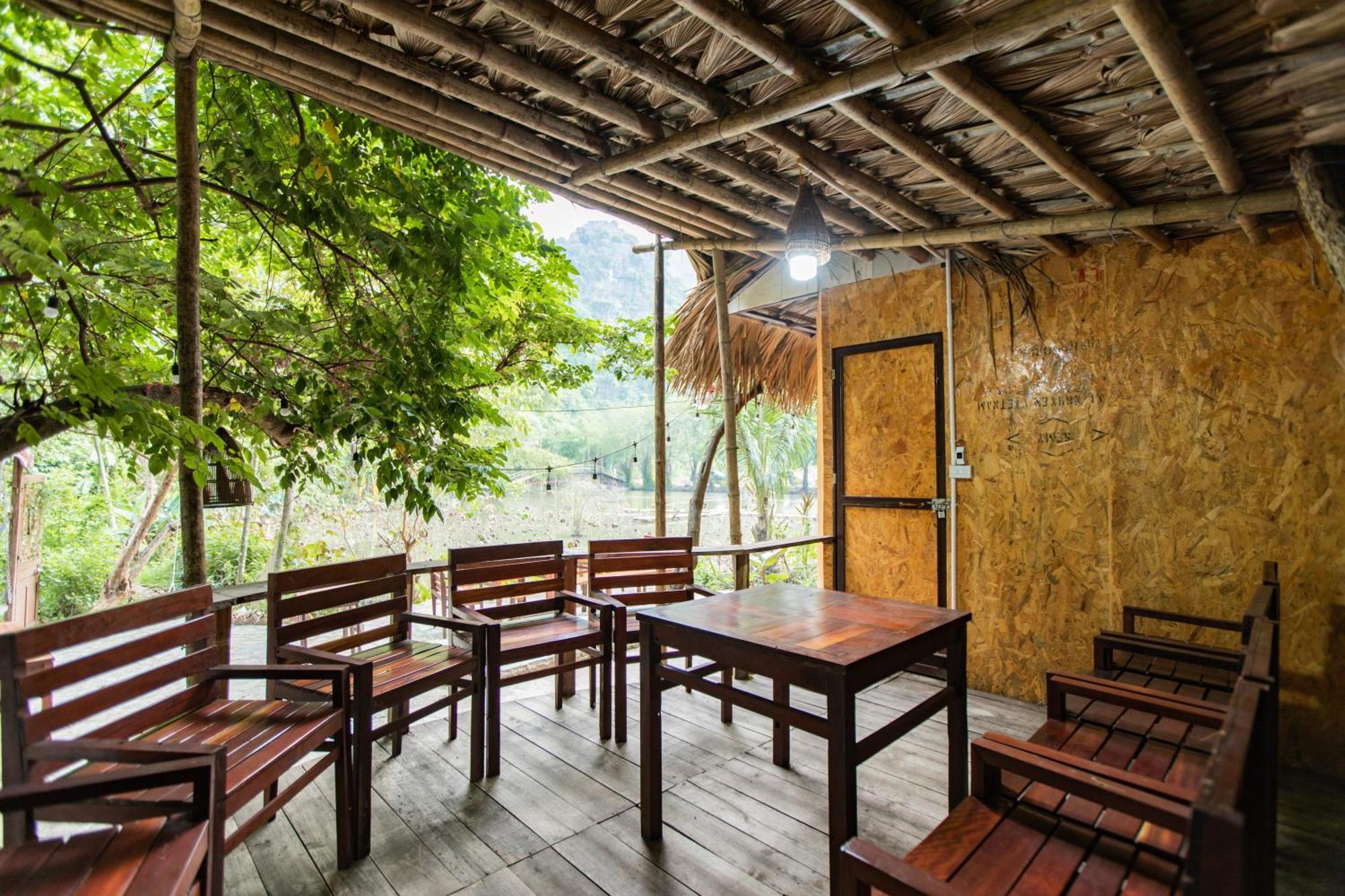 Thung Sen Tam Coc Chalets Ninh Bình Phòng bức ảnh