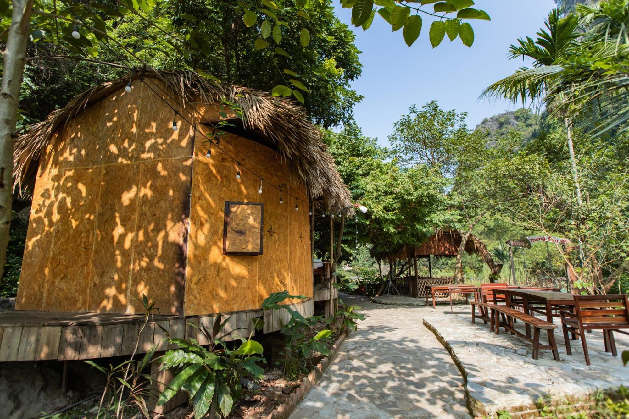 Thung Sen Tam Coc Chalets Ninh Bình Phòng bức ảnh