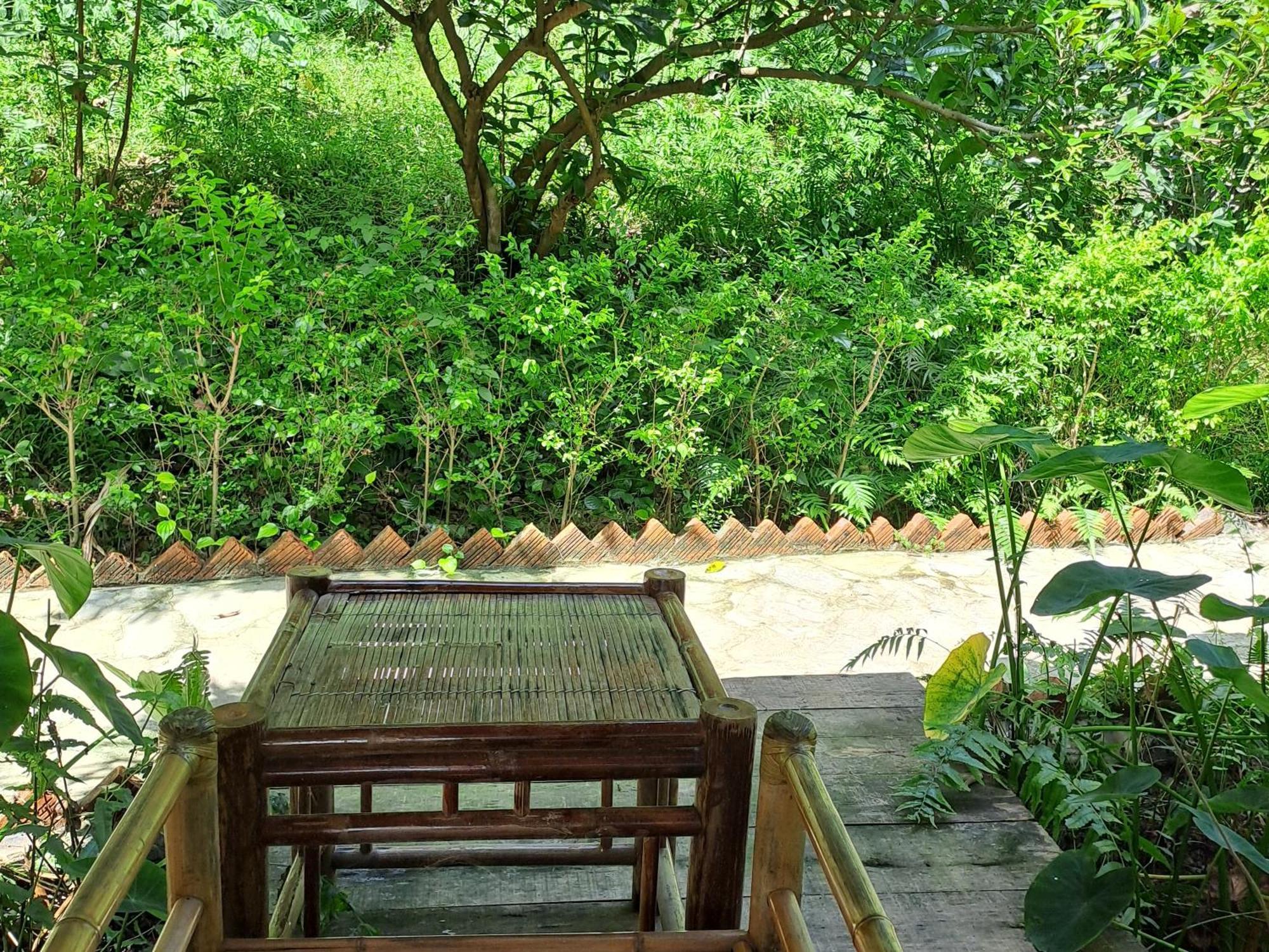 Thung Sen Tam Coc Chalets Ninh Bình Phòng bức ảnh